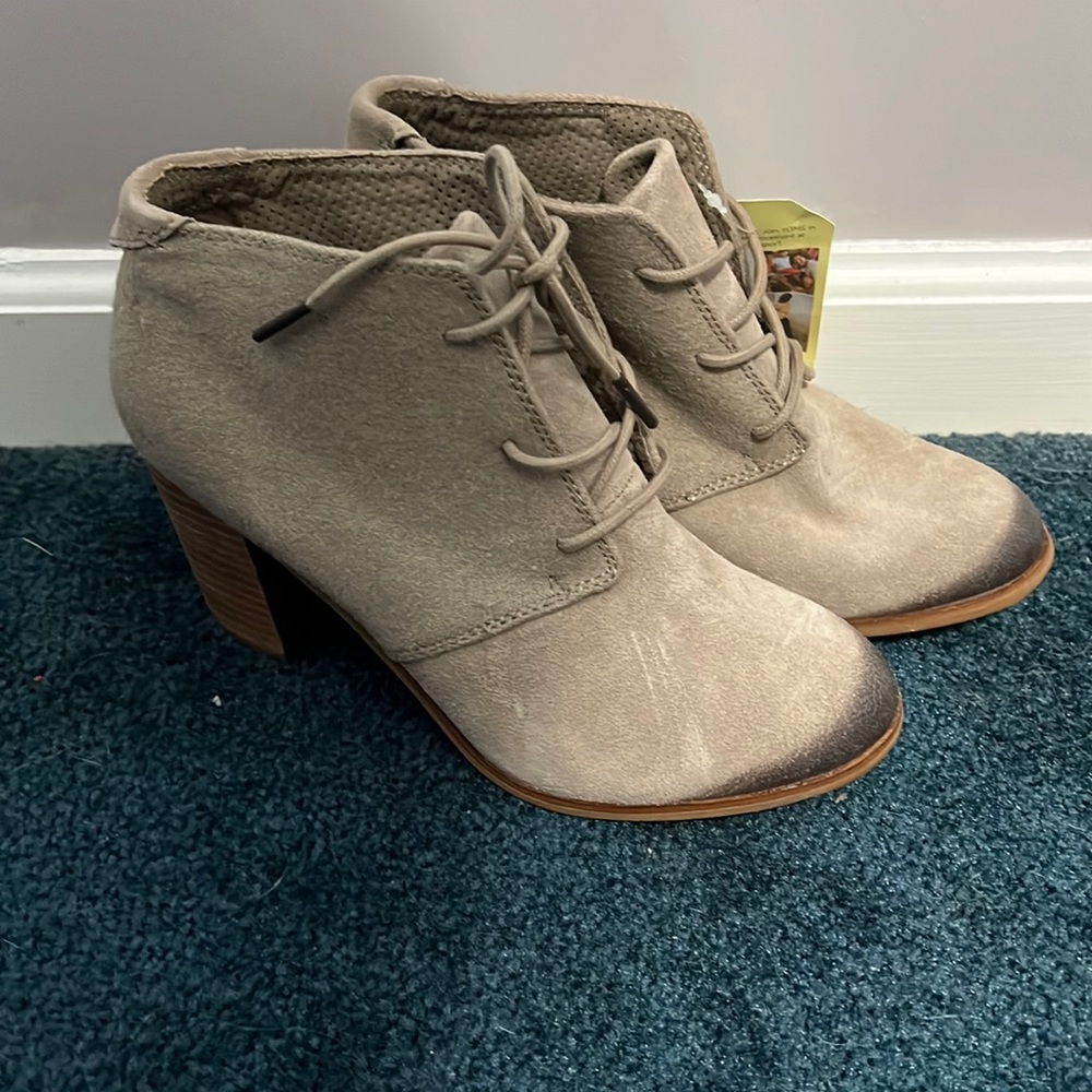 Toms Lunata
